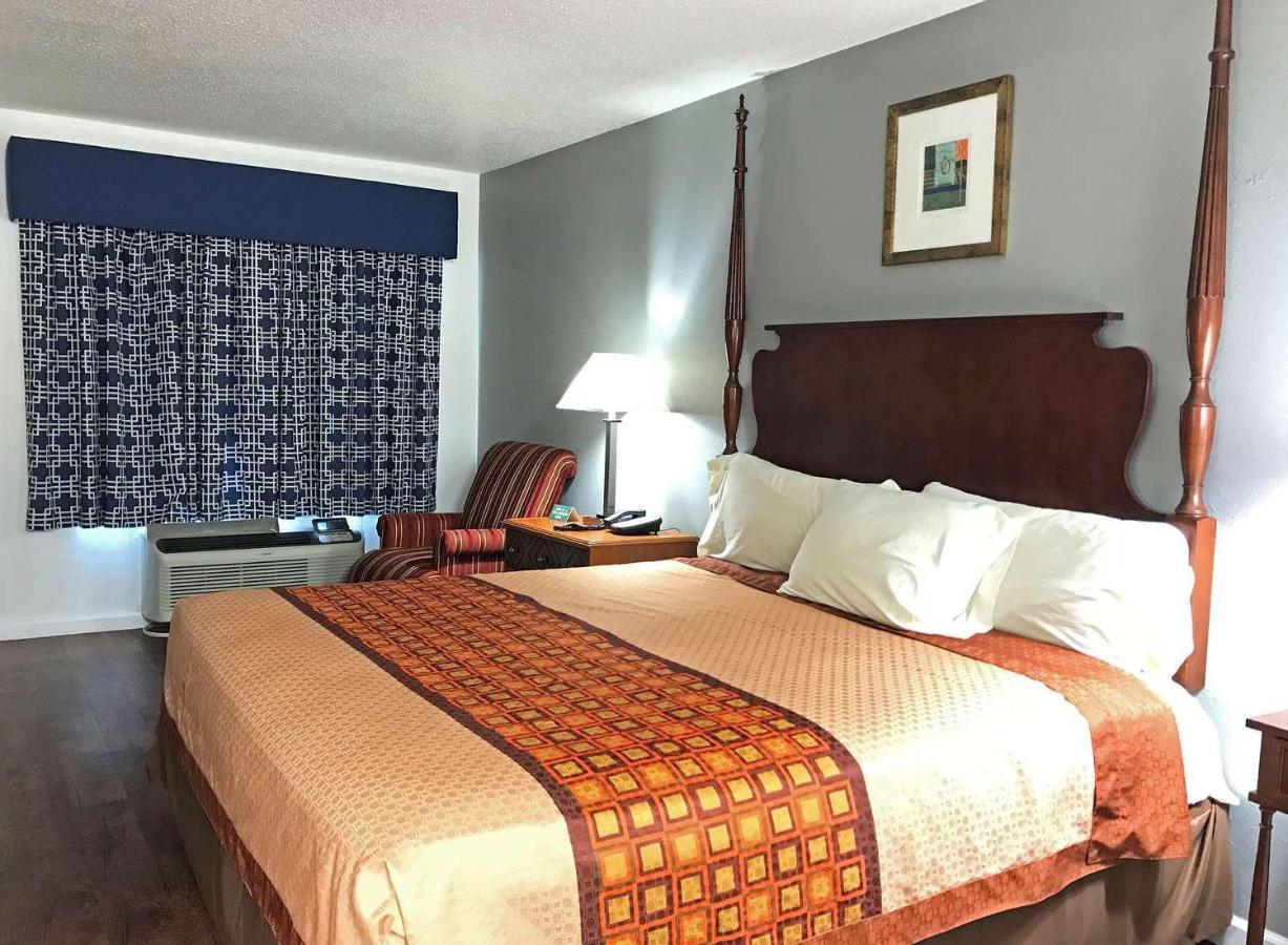 American Inn & Suites Russellville Zewnętrze zdjęcie