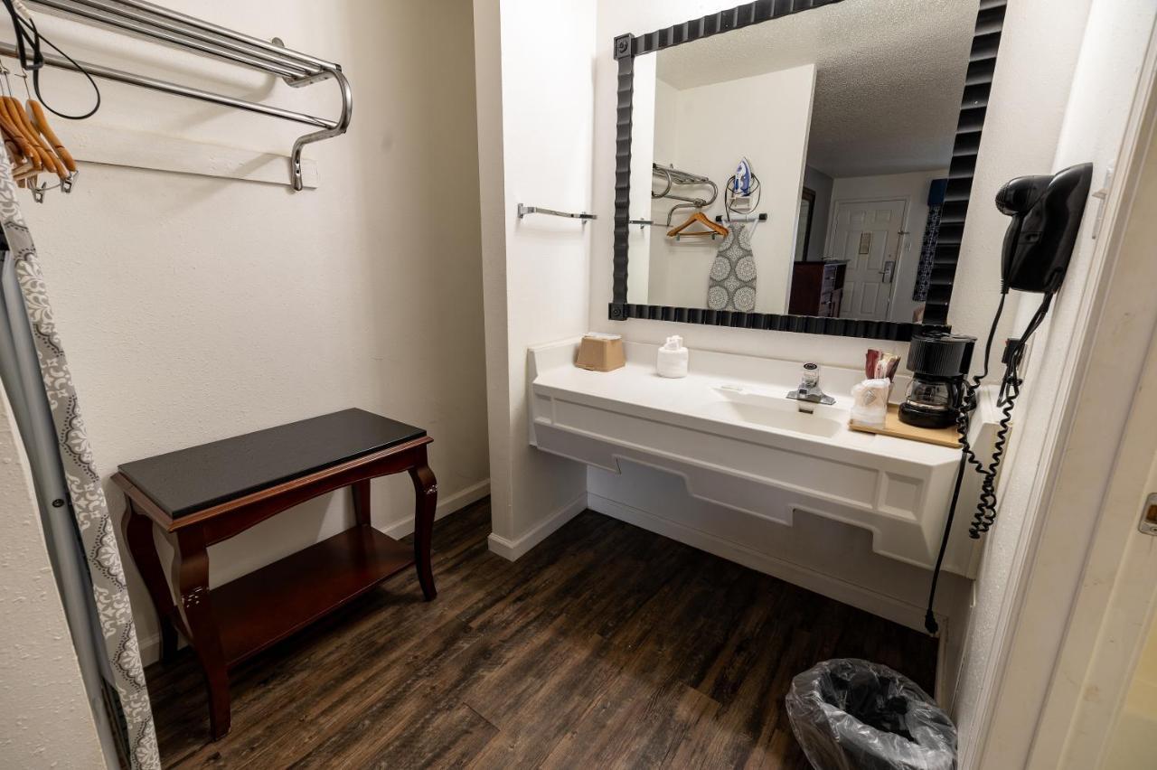 American Inn & Suites Russellville Zewnętrze zdjęcie