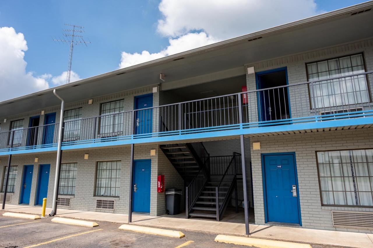 American Inn & Suites Russellville Zewnętrze zdjęcie
