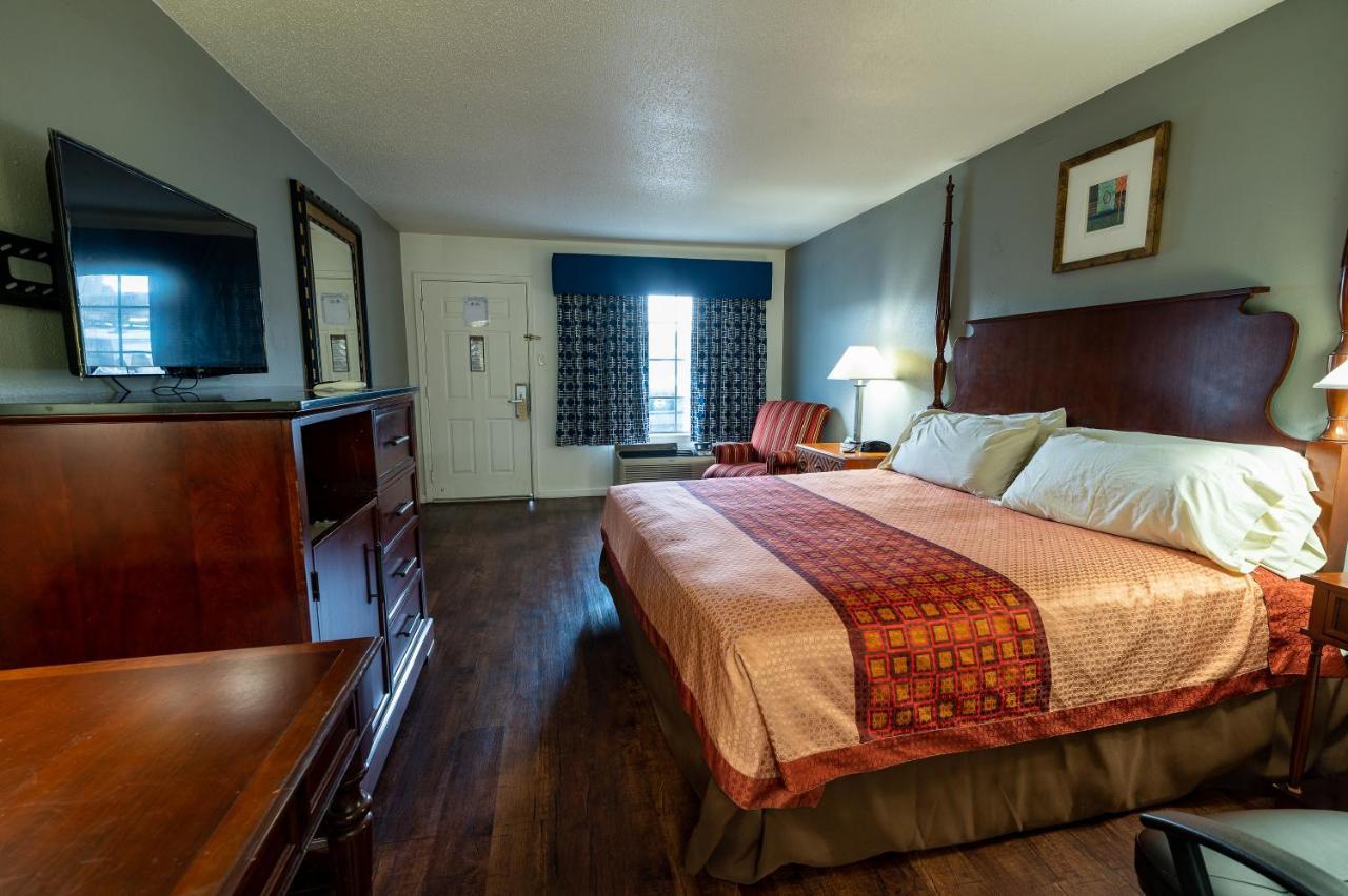 American Inn & Suites Russellville Zewnętrze zdjęcie