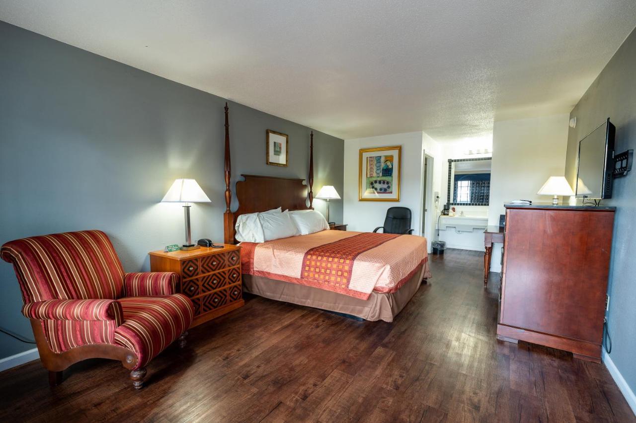 American Inn & Suites Russellville Zewnętrze zdjęcie